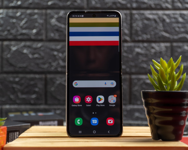 Rekomendasi HP Lipat Terbaru 2022, Pilih Flip atau Fold?