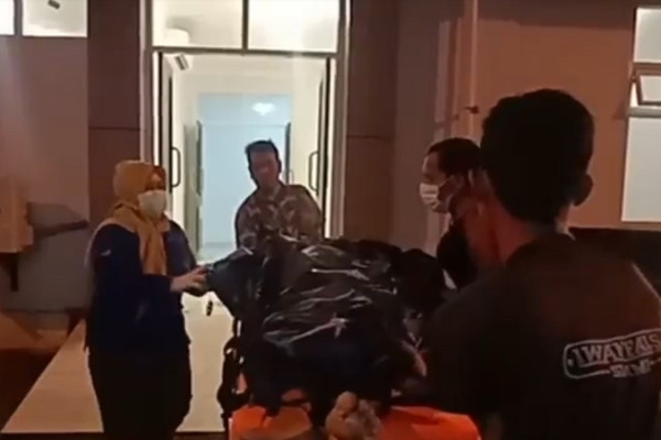 Truk Tergelincir Masuk Jurang di Karangnini, Sopir Tewas
