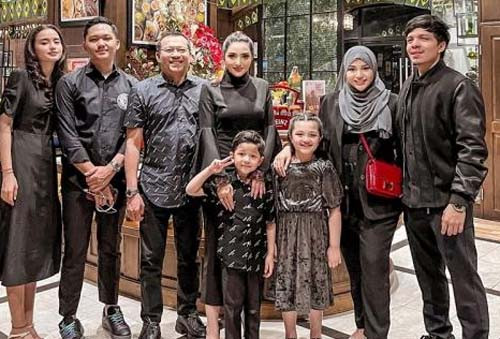 5 Artis yang Rukun dengan Anak Sambung, Nomor 1 dan 4 Belum Pengalaman Jadi Orang Tua