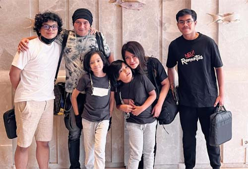 5 Artis yang Rukun dengan Anak Sambung, Nomor 1 dan 4 Belum Pengalaman Jadi Orang Tua