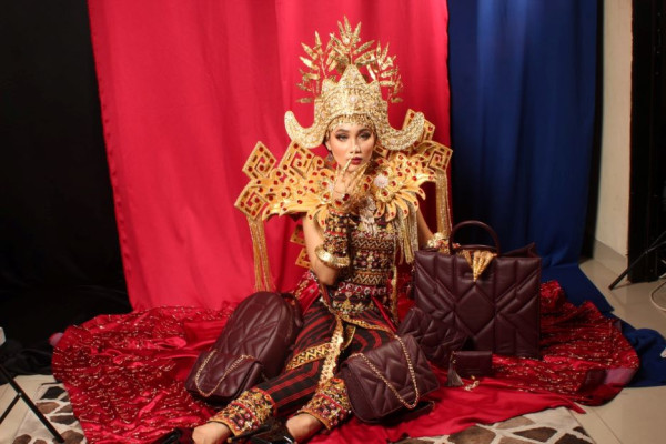 Tas Kulit Produksi UKM Lokal Siap Mejeng di Miss Intercontinental 2022 di Mesir