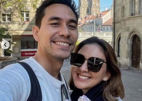 5 Artis Pria yang Menikah dengan Perempuan Lebih Tua