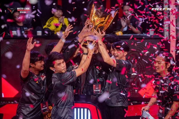 FFML Season VI Divisi 1: SES Alfaink Jadi Raja Baru Free Fire Esports Indonesia!