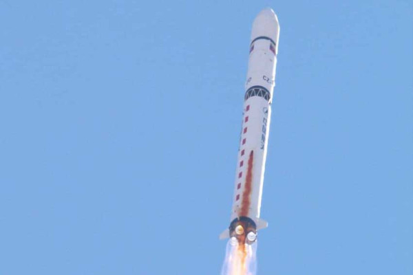 China Luncurkan Roket Doubleheader, Bawa 2 Satelit Eksperimen Ilmiah