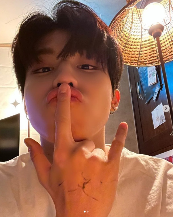 5 Potret Ganteng Jeongwoo Treasure yang Ulang Tahun ke-18