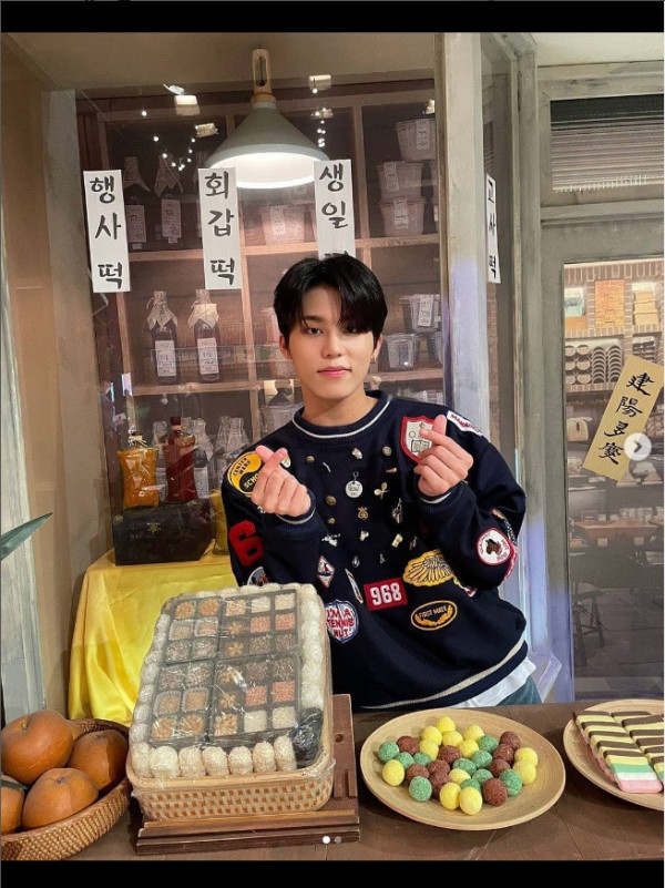 5 Potret Ganteng Jeongwoo Treasure yang Ulang Tahun ke-18