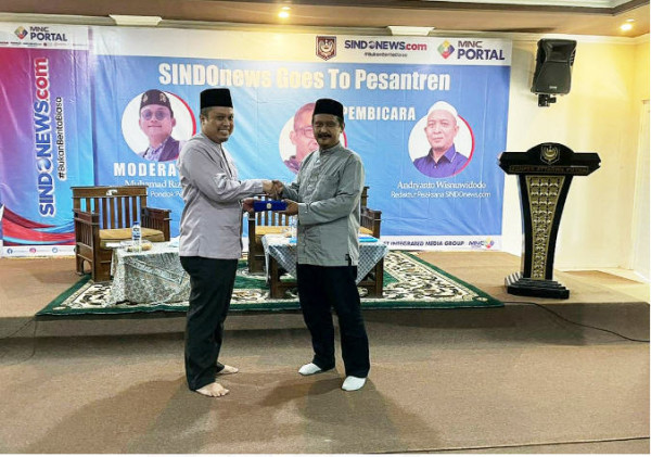 SINDOnews-Pesantren Attaqwa Putra Bekasi Kolaborasi Gelar Pelatihan Jurnalistik untuk Santri