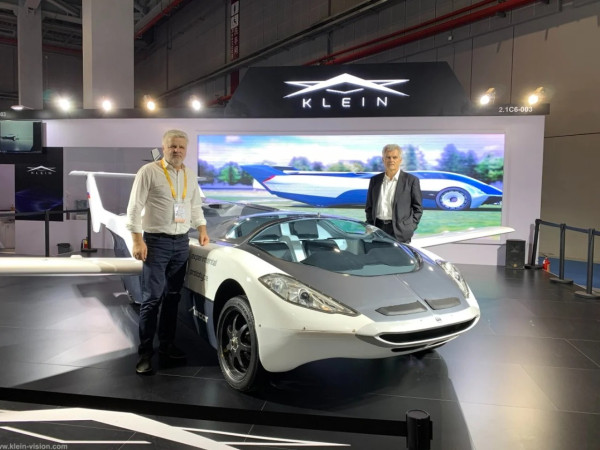 Melihat AirCar Mobil Terbang yang Sudah Lulus Uji di Slovakia
