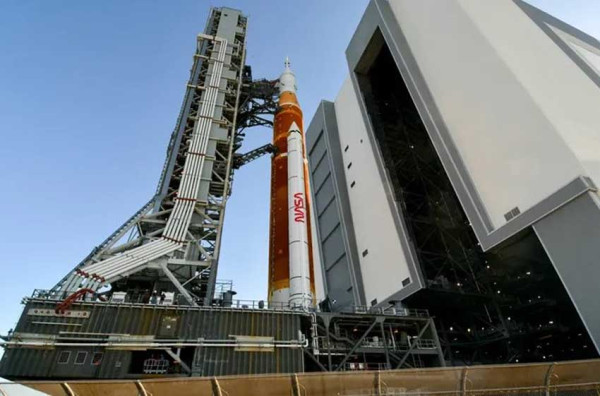 Terjadi Kebakaran Kecil dalam Gedung VAB, NASA Pastikan Roket Artemis 1 Aman