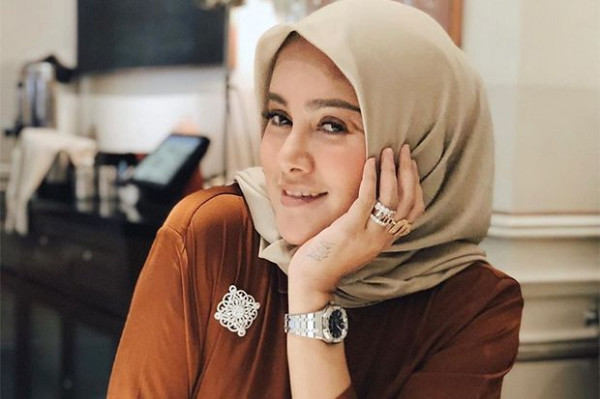 8 Artis Menikah dengan Bule Berujung Cerai, Nomor 6 Sempat Dianggap Harmonis