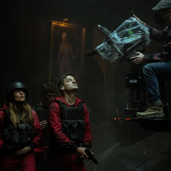 5 Fakta Serial Berlin Spin-off Money Heist, Genrenya Komedi Romantis!