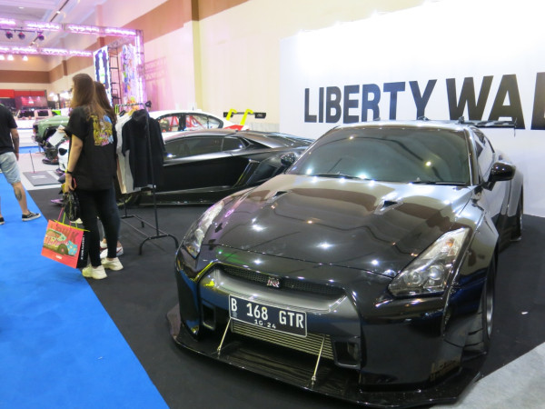 OLX Autos IMX 2022 Mengangkat Wajah Modifikasi Indonesia guna Setara Level Dunia