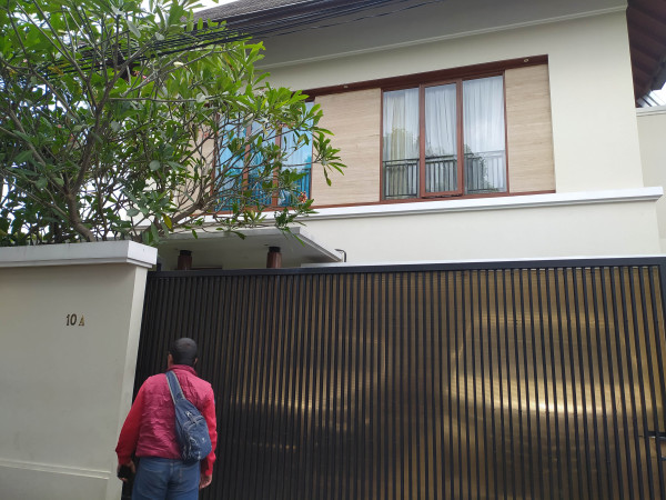 Lima Polisi Datangi Rumah Rizky Billar dan Lesti Kejora, Olah TKP Dugaan KDRT?