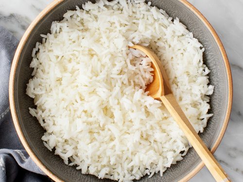 Cara Memasak Nasi di Rice Cooker Agar Pulen dan Memiliki Usia Simpan Panjang