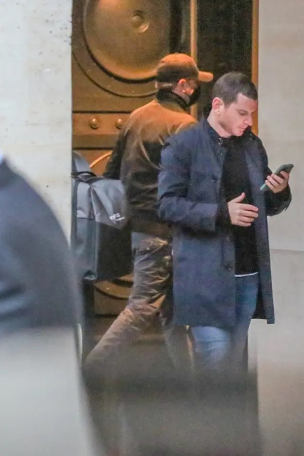 Leonardo DiCaprio dan Gigi Hadid Kepergok Nginap di Hotel yang Sama