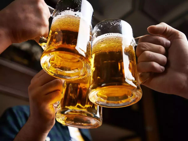 4 Minuman Pantangan Penderita Darah Tinggi, Sebaiknya Dihindari