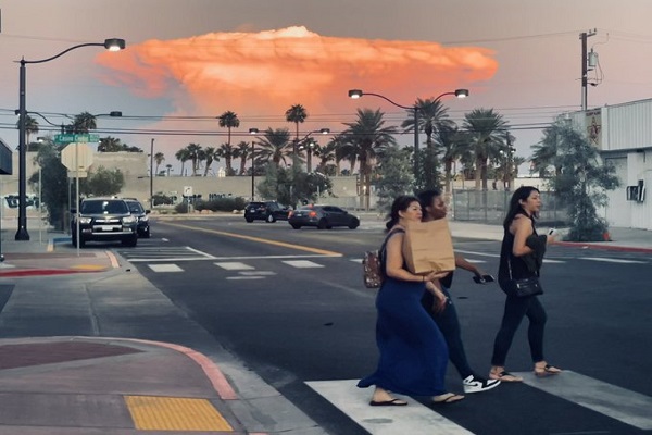 Awan Jamur Raksasa Muncul di Kota Dosa Amerika, Dikira Bom Nuklir