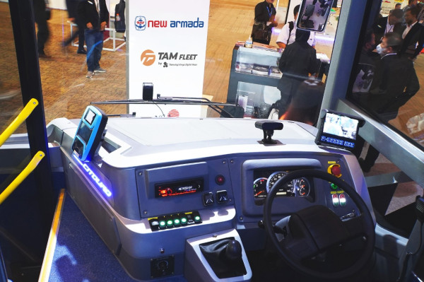 New Armada dan TKDN Pamer Bus Teknologi Canggih di Busworld SEA 2022