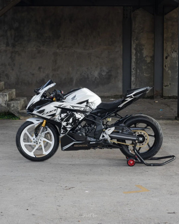 Honda CBR250RR Modifikasi Bengkel Bekasi Ini Sukses Bikin Rider Kawasaki Ninja Iri