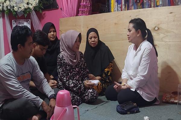 Golkar Bersama Dewa 19 Galang Donasi untuk Korban Kanjuruhan dan MTsN 19 Pondok Labu