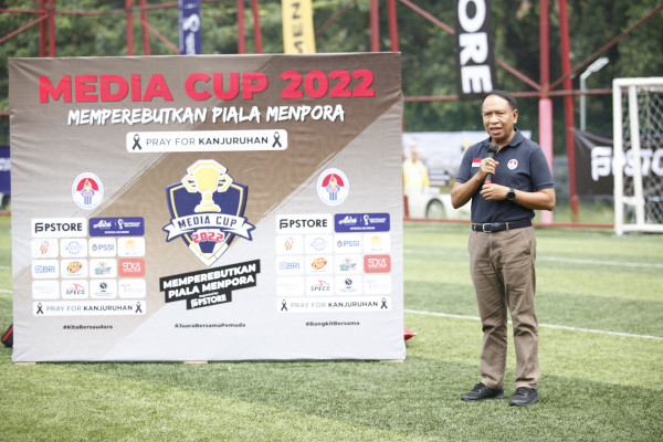 Menpora dan Kurniawan Dwi Yulianto Apresiasi Turnamen Sepak Bola Media Cup 2022