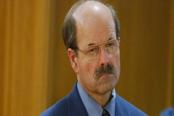 Jeffrey Dahmer dan 7 Pembunuh Berantai yang Pernah Difilmkan
