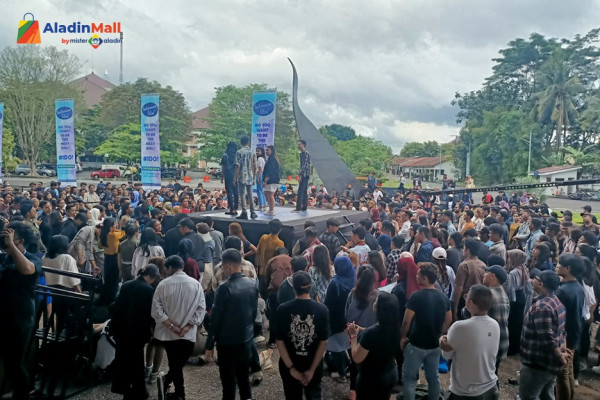 Banyak Promo Menarik, AladinMall Hadir Memeriahkan Audisi Indonesian Idol di Jogja