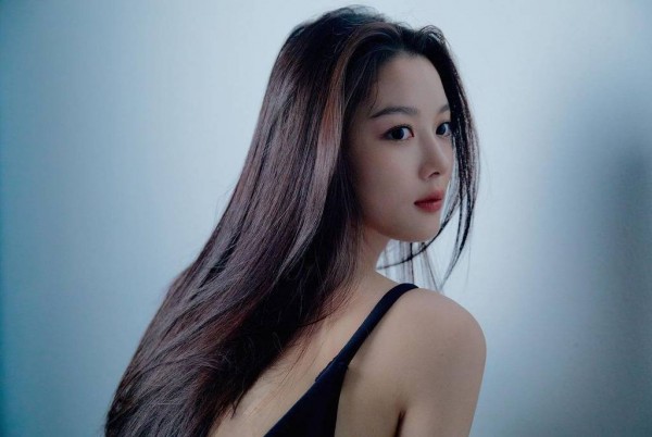 5 Artis Korea yang Memiliki Alergi Aneh, Nomor 2 Tak Bisa Kena Matahari