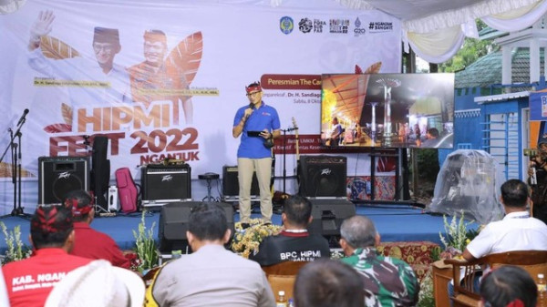 Ciptakan Banyak Lapangan Kerja, Sandiaga Bareng Hipmi Resmikan The Carnival Nganjuk