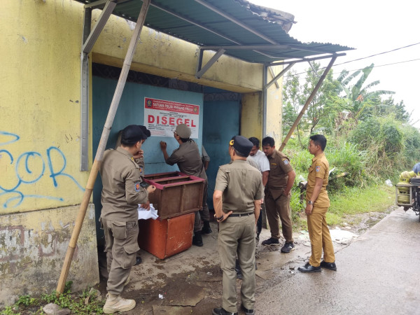 Rumah Sarang PSK di Pamulang Digerebek Satpol PP, 9 Wanita Seksi Diamankan