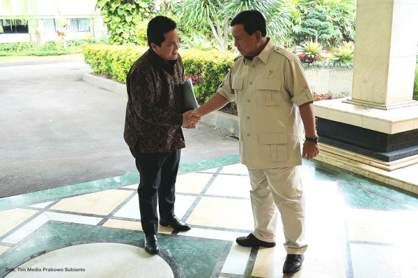 Momen Prabowo dan Erick Thohir Berdiskusi 4 Mata di Kemhan