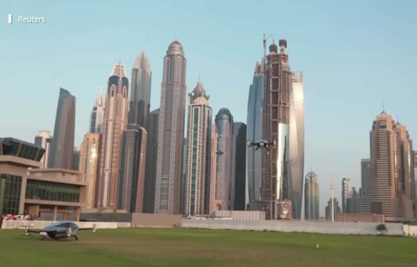 Pertama Kali, China Pamer Mobil Terbang X2 di Dubai