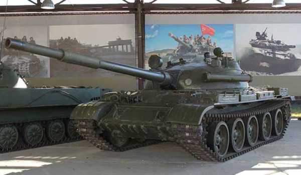 Tambah Daya Gempur Pasukan, Rusia Perbaiki 800 Tank T-62 Era Soviet