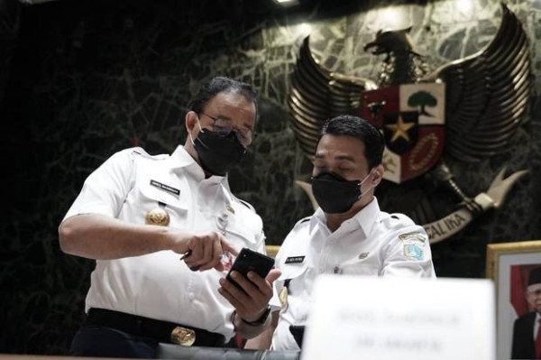 Anies 5 Tahun Pimpin Jakarta: Pahit Manis Majukan Kota Bahagiakan Warganya