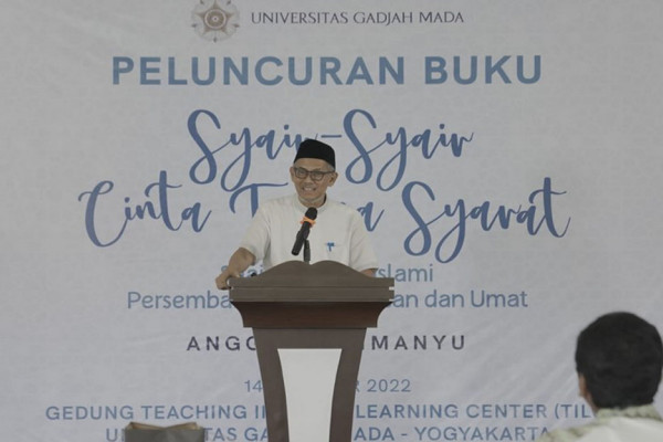 Berdakwah Lewat Buku, Anggito Abimanyu Luncurkan Karya Syair-syair Islam