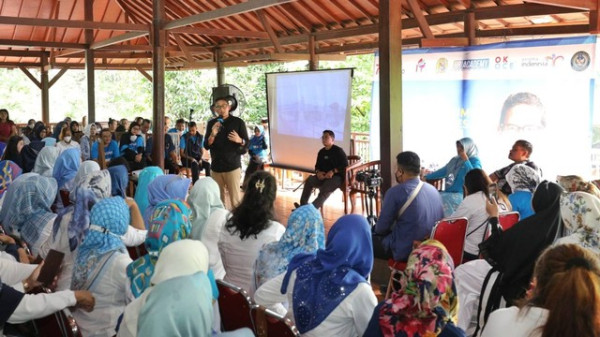 Hadapi Resesi, Sandiaga Ajak UMKM Gabung Gerakan Bangga Buatan Indonesia