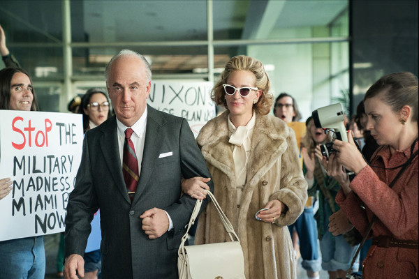 CERMIN: Martha Mitchell di Tengah Sirkus Watergate