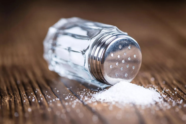 5 Obat Batuk Alami untuk Anak Paling Efektif, dari Madu hingga Sup Ayam