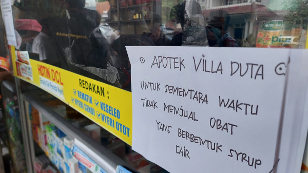 Sidak Apotek di Bogor, Menko PMK: Obat-obat Sirup Sudah Dikarantina