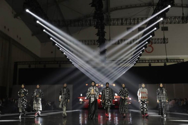 Penutupan Jakarta Muslim Fashion Week 2023 di TEI ke-37 Kantongi Transaksi Rp206,6 Miliar