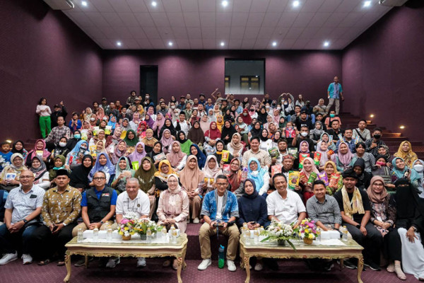 Kunjungi Purwakarta, Sandiaga Uno: Pelaku UMKM di Jawa Barat Terus Menggeliat & Kian Kuat