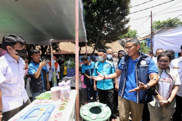 Berdayakan Ekonomi Rakyat, Sandiaga Uno Sulap Lahan Kosong Jadi Cuan