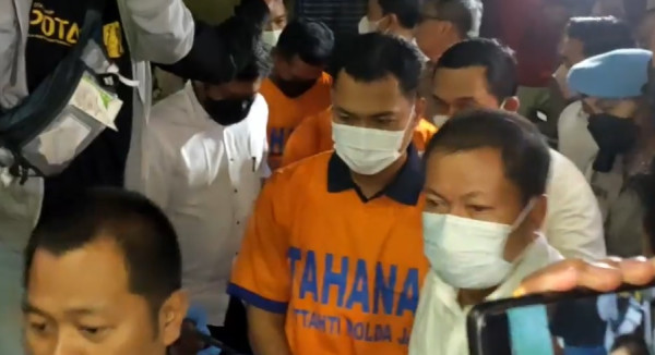 Sebelum Ditahan, 6 Tersangka Tragedi Kanjuruhan Diperiksa 10 Jam di Mapolda Jatim
