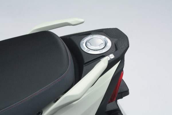 Lebih Mahal dari New Vario 125, Ini Keunikan Suzuki Avenis 125