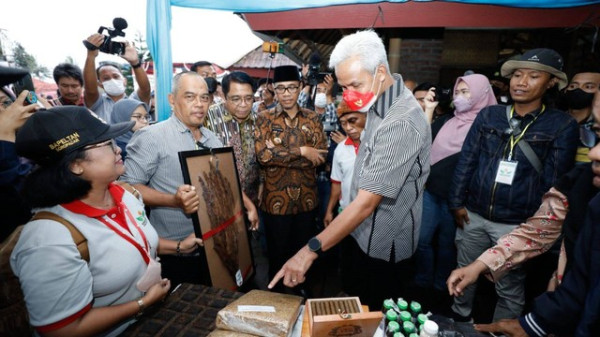 Ganjar Optimistis Petani Milenial Mampu Wujudkan Ketahanan Pangan