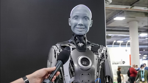 4 Robot Mirip Manusia yang Mempunyai Naluri hingga Bisa Diajak Kencan