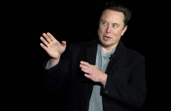 Elon Musk Datangi Kantor Twitter Bawa Wastafel, Tidak Jadi Pecat 75 Persen Karyawan