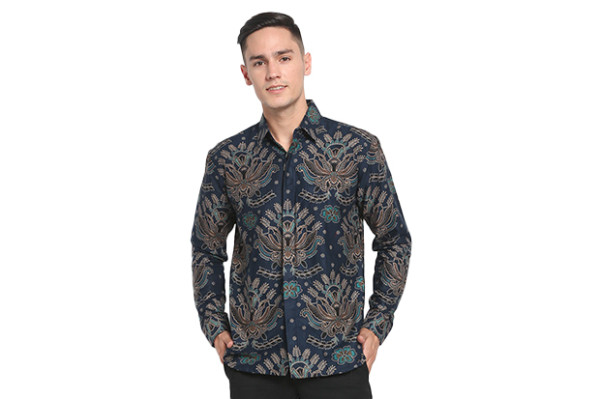 8 Batik Mayung Pilihan yang Pas untuk Kamu Pakai di Acara Kondangan