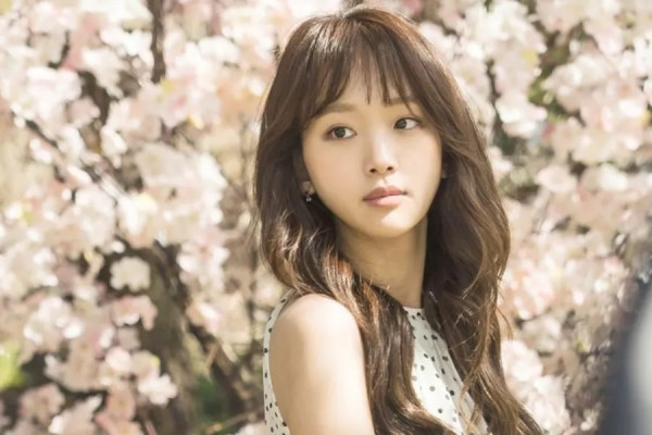 7 Artis Korea yang Punya Pekerjaan Berbeda sebelum Terkenal, Nomor 5 Jualan Pakaian Dalam