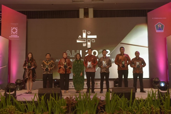 Pengelolaan Komunikasi Digital MIND ID Raih Penghargaan Anugerah Humas Indonesia 2022